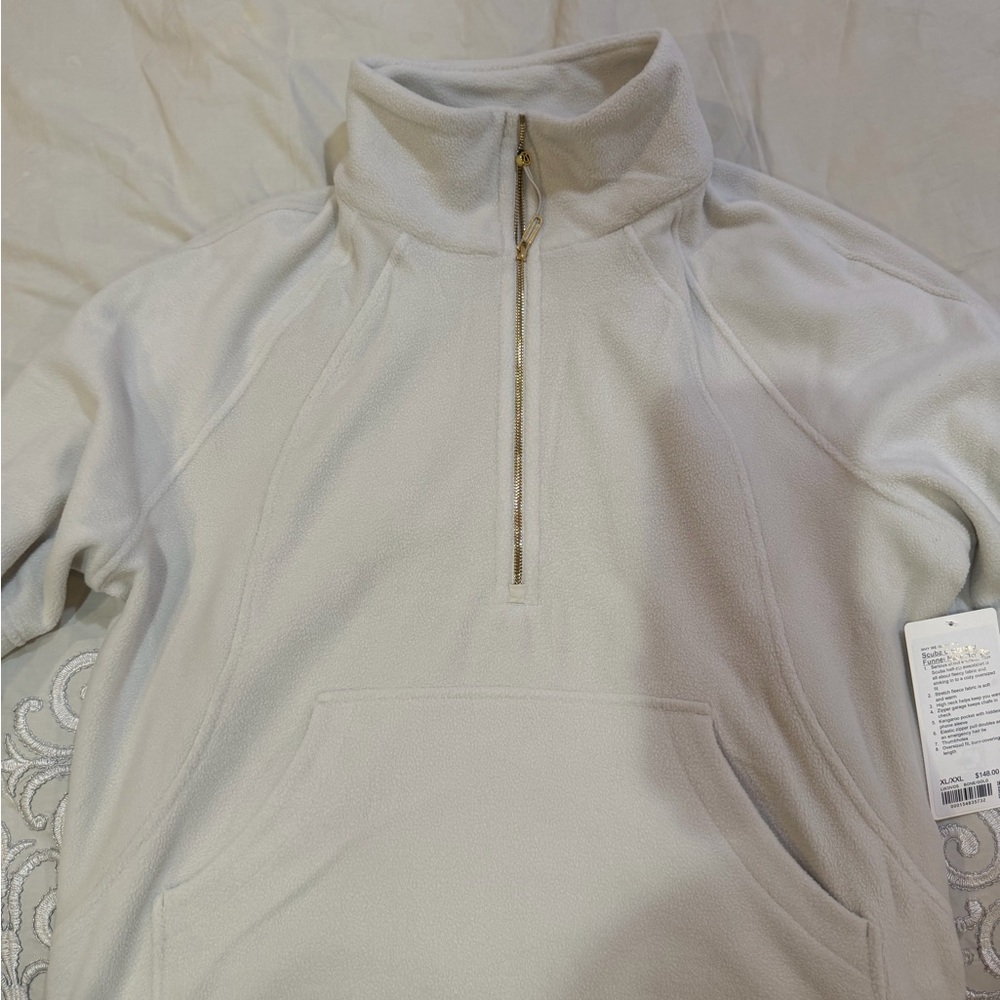 Scuba Tumbled Fleece Funnel-
Neck Half Zip
Colour Bone/Gold
Size XL/XXL - Picture 4 of 10